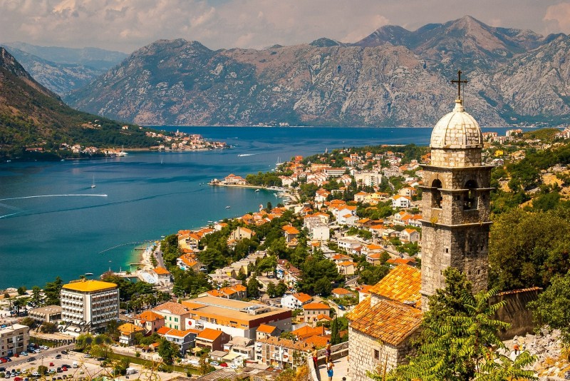 donde alojarse en montenegro